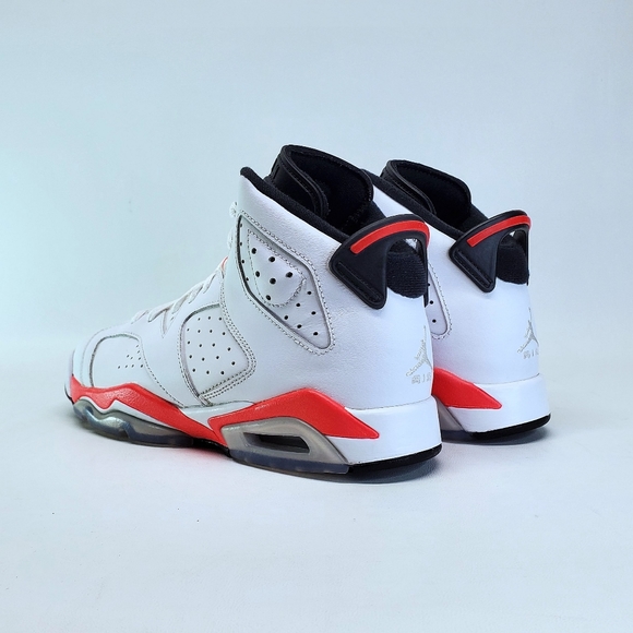 Air Jordan Retro 6 - Picture 7 of 11